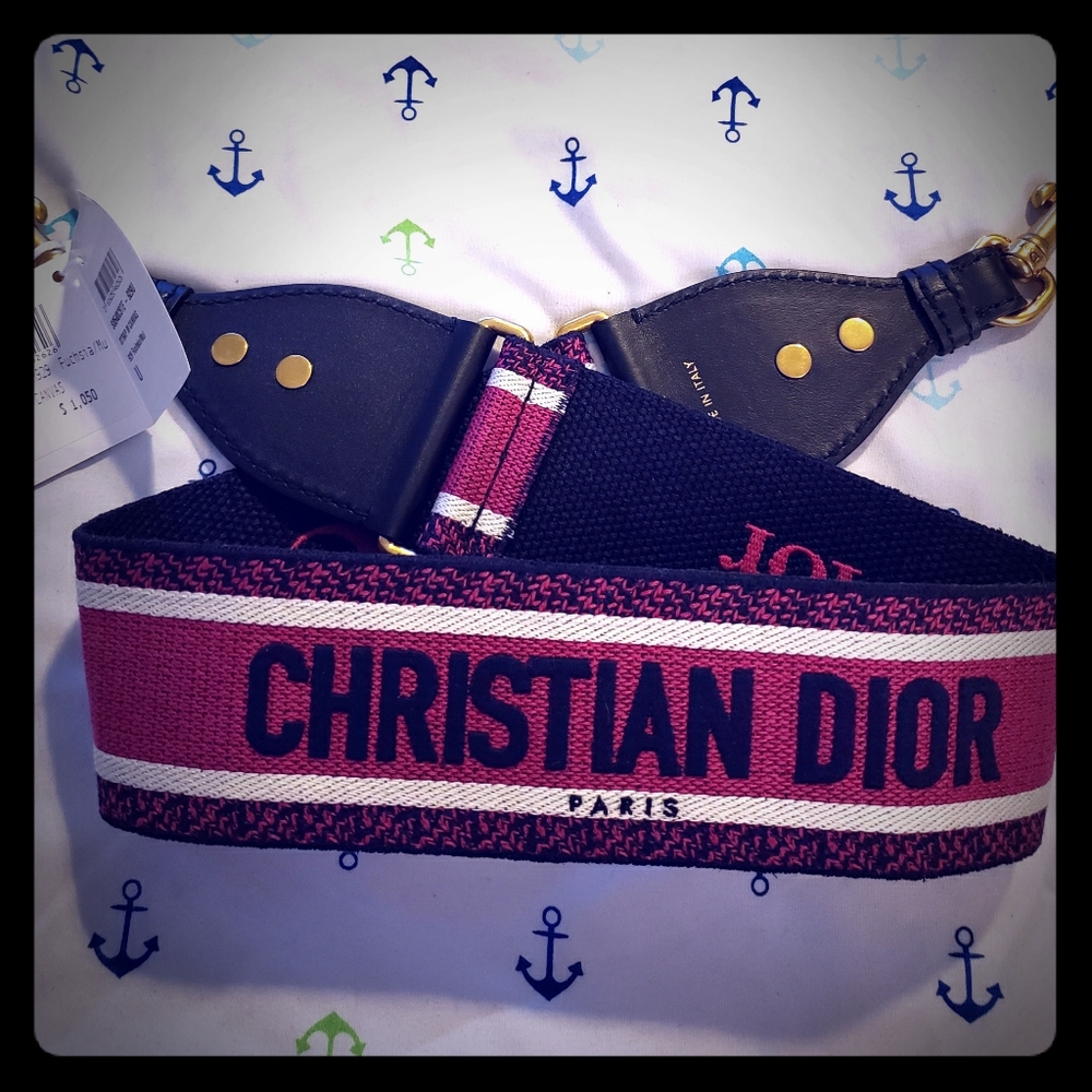 Authentic Christian Dior bag strap!! 🤩🌟